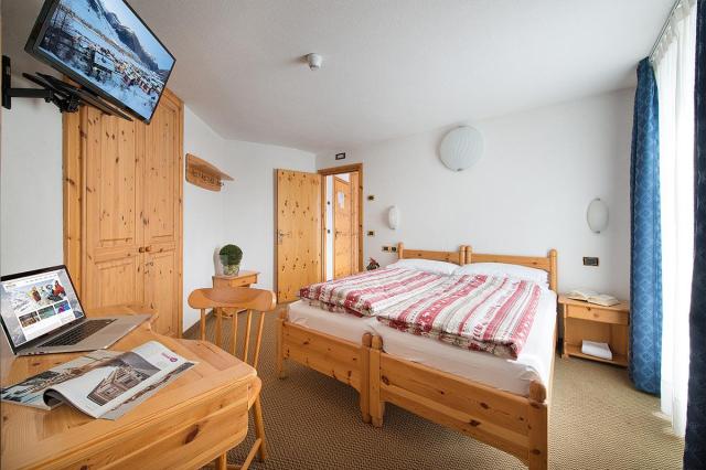 Hotel alpen village Livigno camera standard 1