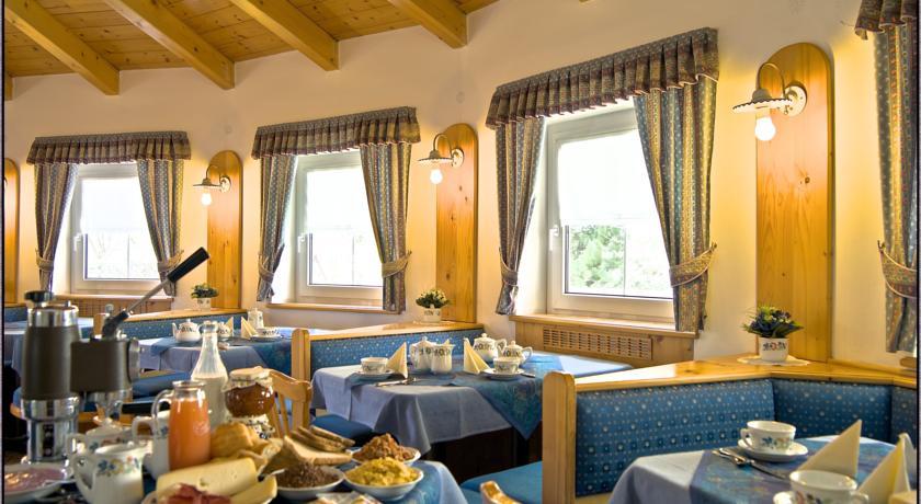 Hotel Pangrazzi, Fucine (25)
