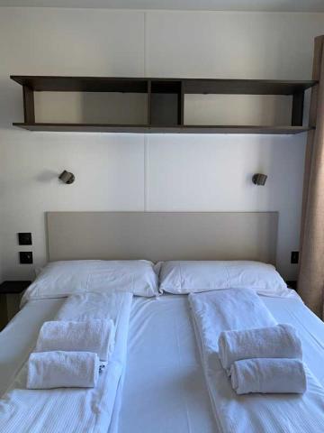 Serenella MBH  Pellicano LUX (5)