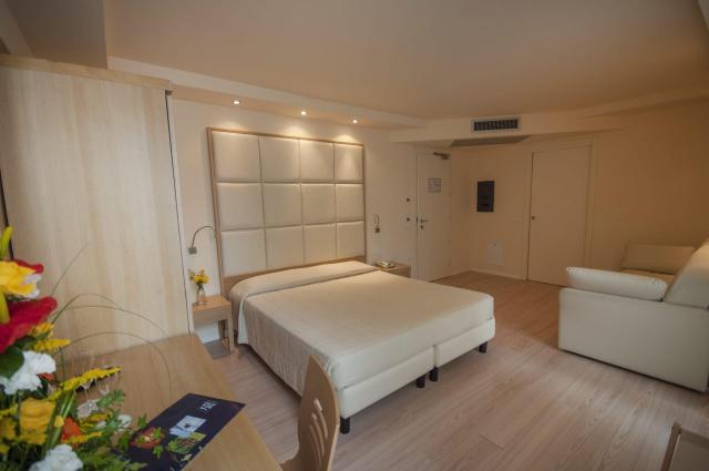 Antico Borgo hotel riva del garda leto2021 (5)