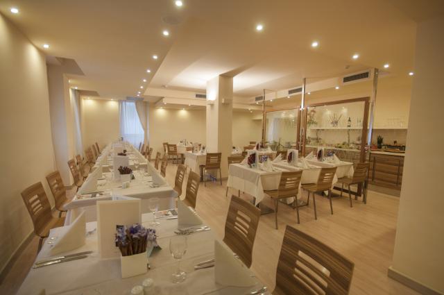 Hotel Antico Borgo, Riva del Garda (8)