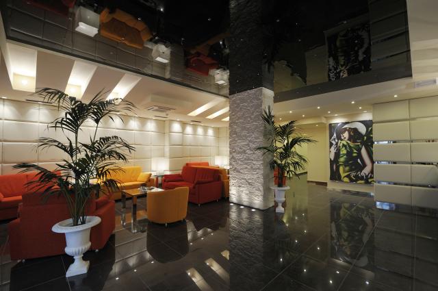 Hotel Antico Borgo, Riva del Garda (9)