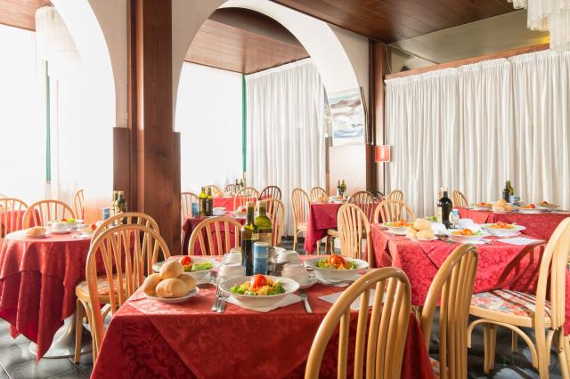 Malcesine hotel Malcesine leto2021 (6)