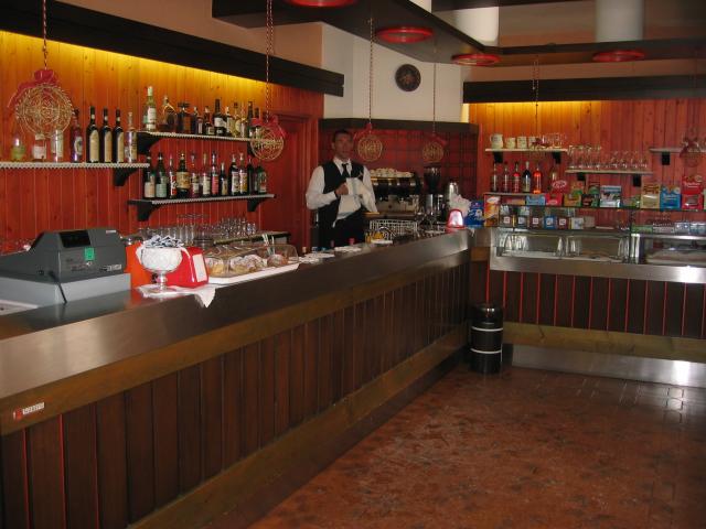 htlRoy_bar