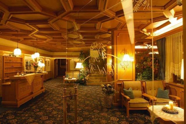 Hotel Roy Malga Ciapela 2018 2019 (3)