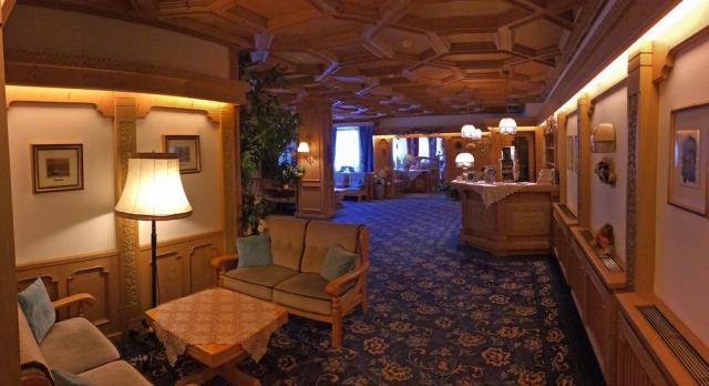 Hotel Roy Malga Ciapela 2018 2019 (15)