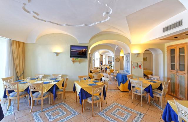 Hotel Punta Imperatore, Forio (29)