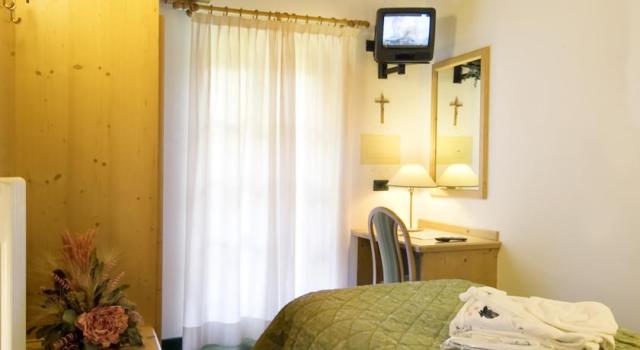Hotel Villa Rosella, Campitello (3)