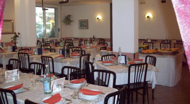 Hotel Des Bains, Cattolica (12)