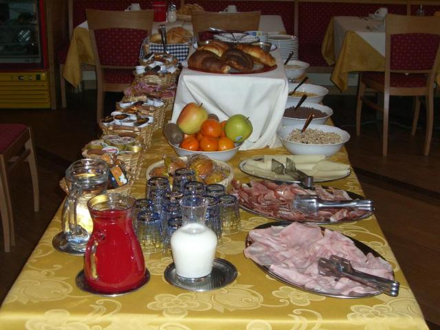 Udai Hotel_Mazzin_2018 (15)