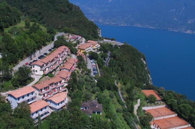 Hotel a Residence La Rotonda Tignale 2019 (3)