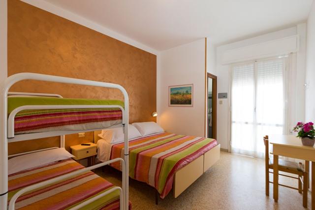Hotel Cosmos, Rimini Rivazzurra (7)