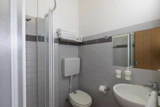 Hotel Cosmos, Rimini Rivazzurra (1)