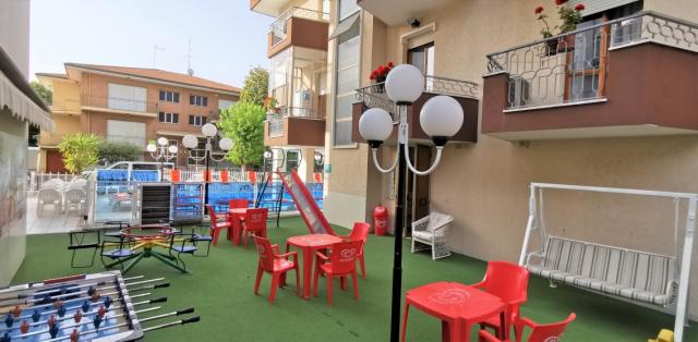Hotel Cosmos, Rimini Rivazzurra (27)