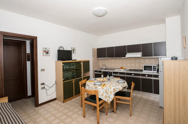 residence Gianni Torri del Benaco (16)