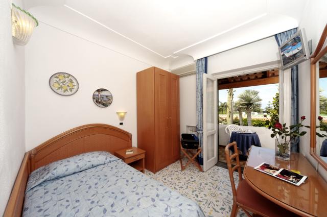 hotel Terme Mediterraneo Forio (2)