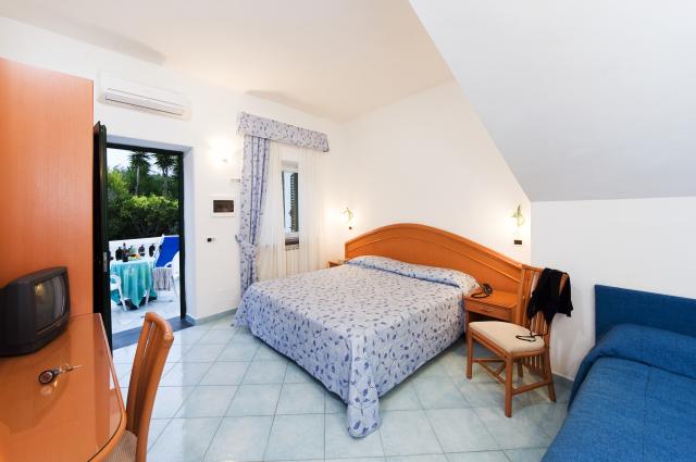 hotel Terme Mediterraneo Forio (6)