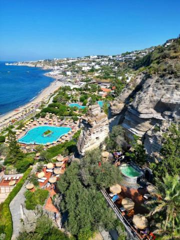 Therme Resort Sorriso   Forio (20)
