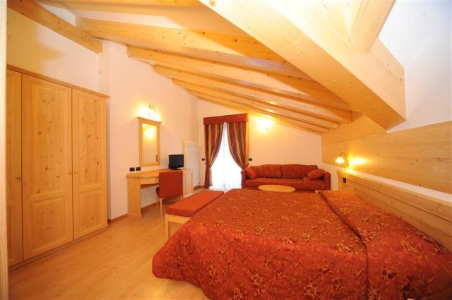 Canada Hotel Pinzolo 2019 (20)
