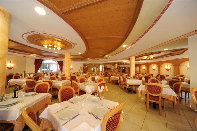 Canada Hotel Pinzolo 2019 (27)