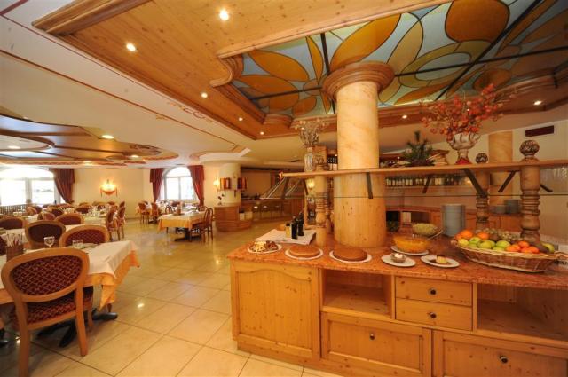 Canada Hotel Pinzolo 2019 (28)