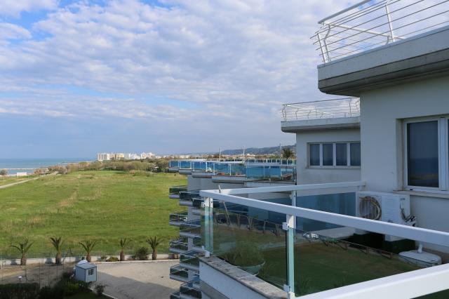 Elena Resort   Silvi Marina   22  (47)