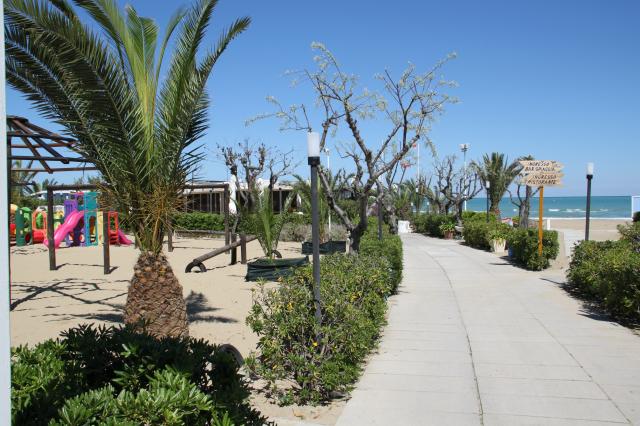 GUGU LE HAWAII (2)