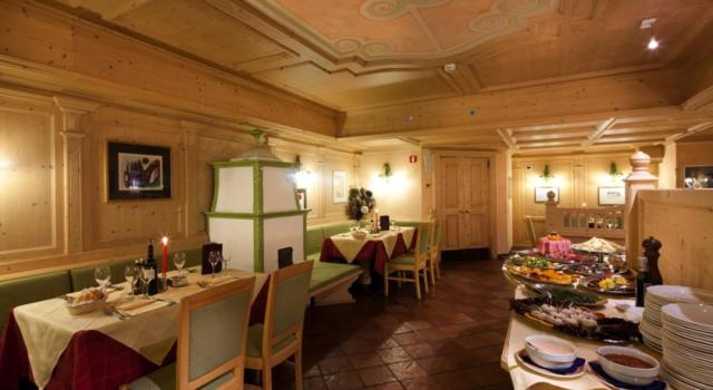Hotel Garni Bellavista, Arabba   (6)