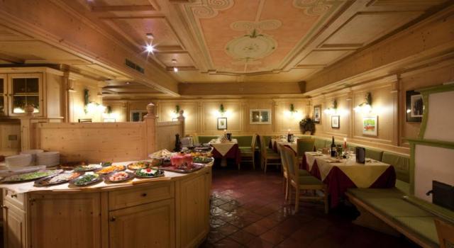 Hotel Garni Bellavista, Arabba   (7)