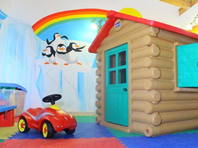 spazio_dedicato_ai_bambini,931