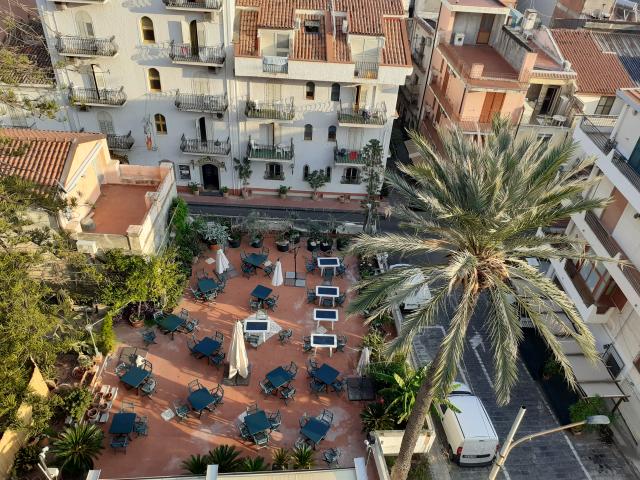 hotel Delle Palme Let 12.6 (2)
