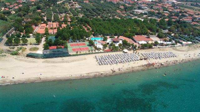 Villaggio Le Palme v Marina di Ascea (3)