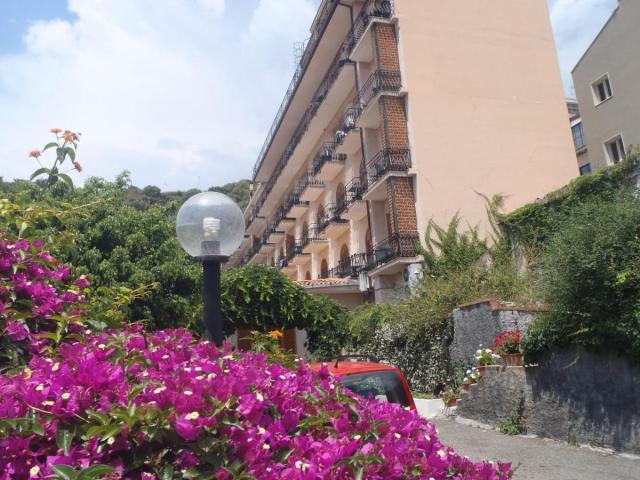 Hotel Ipanema    Taormina (1)