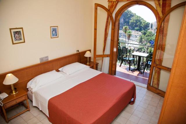 Hotel Ipanema    Taormina (18)
