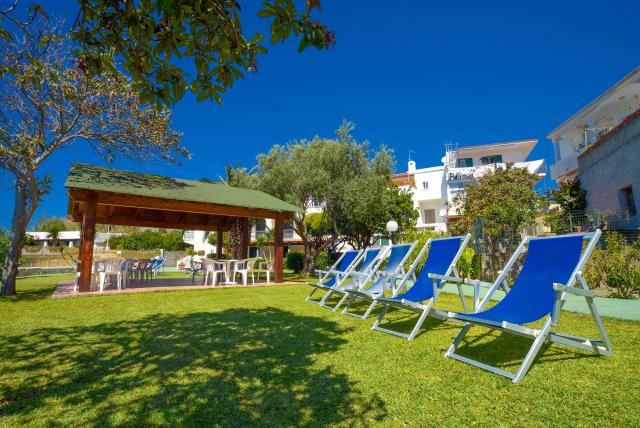 Park Victoria   Ischia (6)