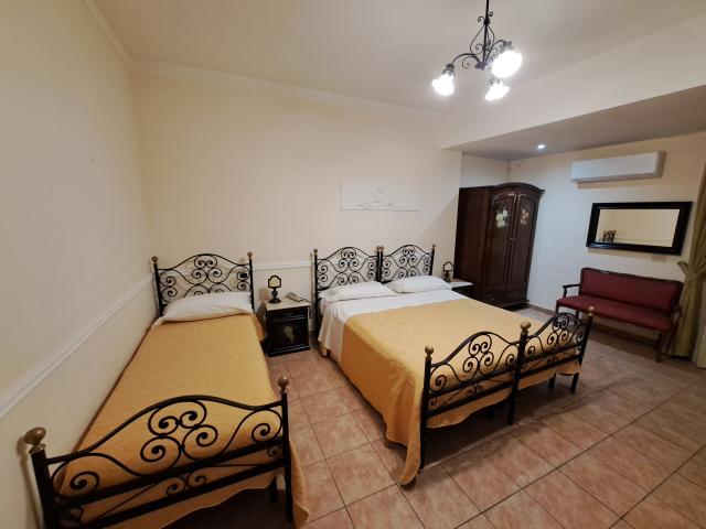 hotel villa Linda GiardiniNaxos (2)