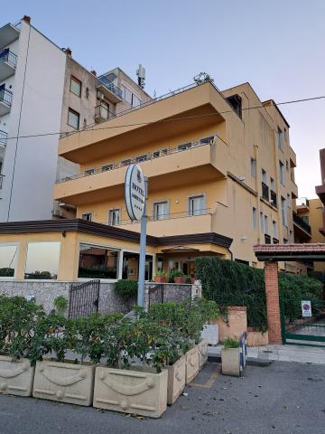 hotel Sabbie d Oro Giardini (6)