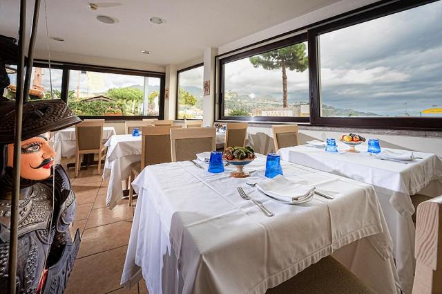 Hotel Sabbie D'Oro, Giardini Naxos (4)