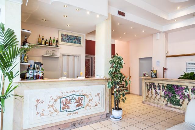 Hotel Ambasciatori    Marina Di Pietrasanta 24 (11)