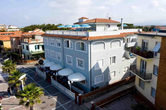 Hotel Il Settebello    Cecina (14)