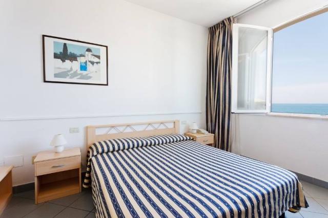 Hotel Il Settebello    Cecina (17)