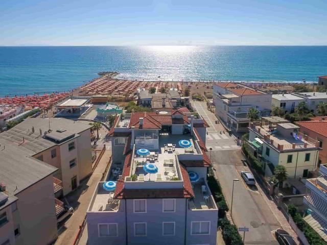Hotel Il Settebello    Cecina (5)