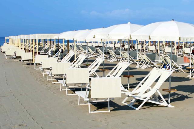 Hotel La Pigna    Marina Di Pietrasanta (9)