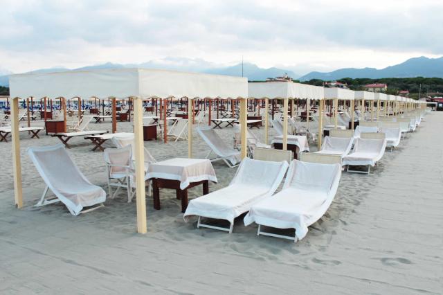 Hotel La Pigna    Marina Di Pietrasanta (7)