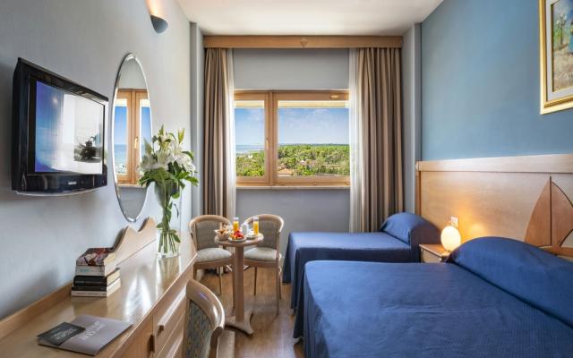GH Continental   Tirrenia (4)