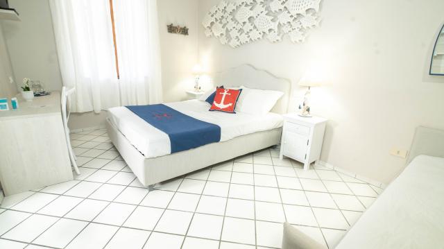 Hotel Il Perseo    Marciana 24 (7)