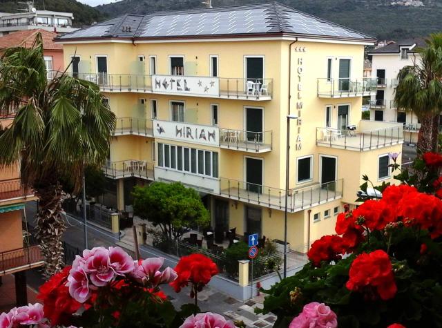 Hotel Miriam,Pietra Ligure (1)
