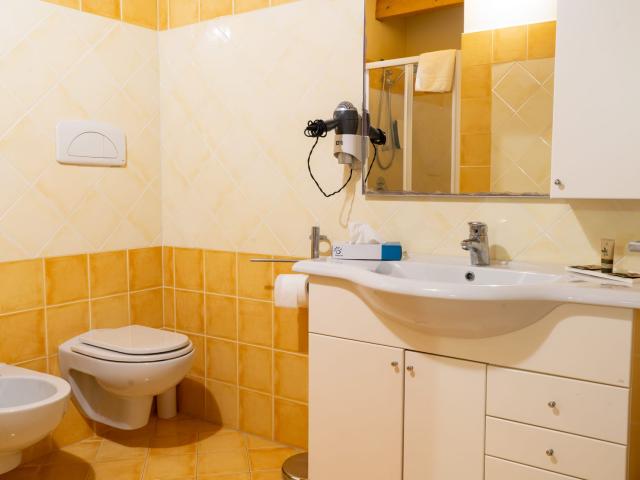 Donna Silvia Hotel Wellness & Spa, Manerba del Garda (3)