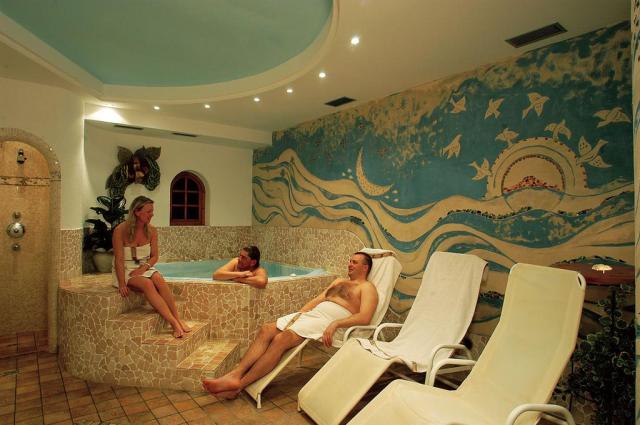 NOVÉ Hotel Camoscio, Rocca Pietore (3)
