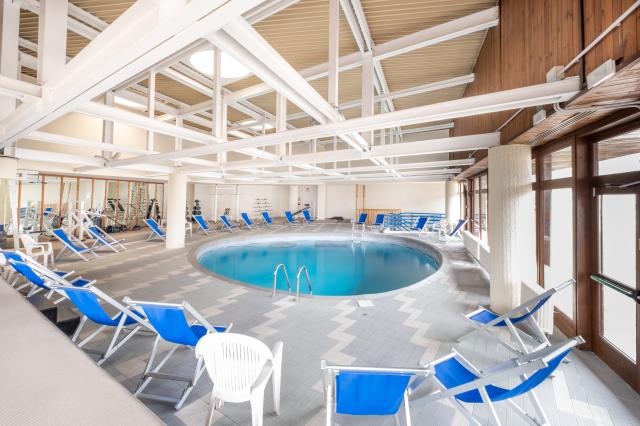 TH Pila piscina 02
